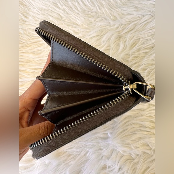 Gucci Long Zippy All Around Wallet - Picture 6 of 8